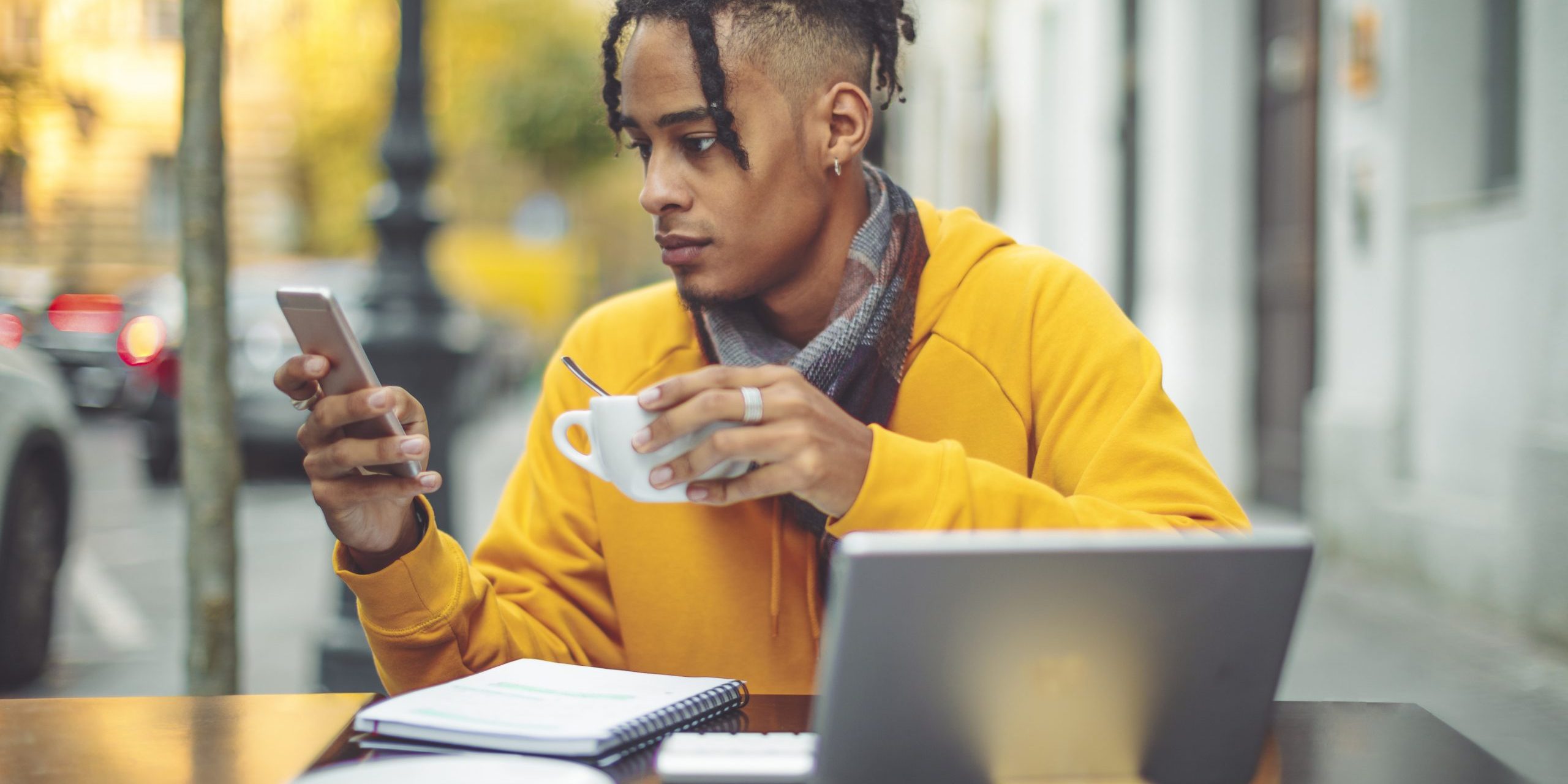 Having fun in the city – autumn mood coffee